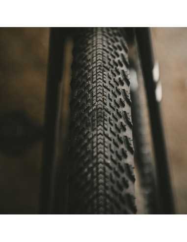 PNEU CONNECTOR INTER RACE 700X45 TLR TRANSPARENTE