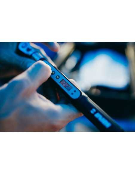 ELECTRONIC TORQUE WRENCH