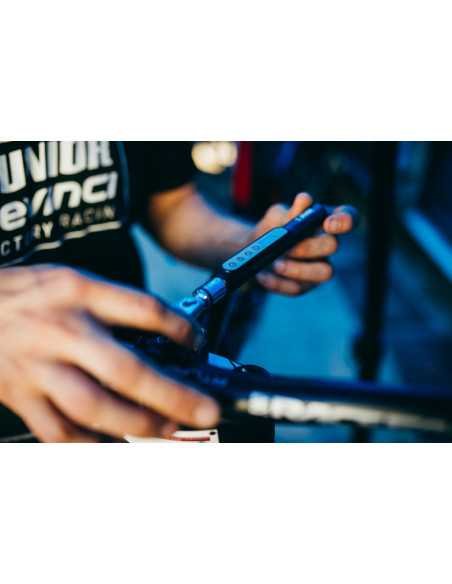 ELECTRONIC TORQUE WRENCH