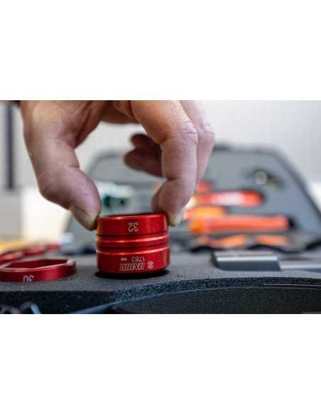 SUSPENSION SERVICE SET