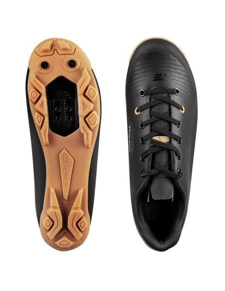 Des chaussures FORCE PHANTOM GRAVEL