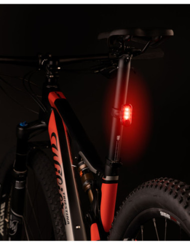 Feu arrière FORCE PILL 12LM 3 x LED USB