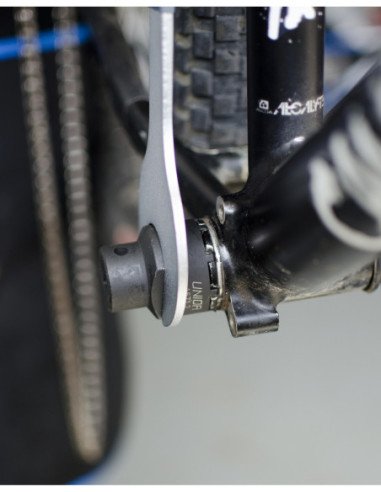  FERRAMENTA DE SUPORTE INFERIOR DO CARTUCHO