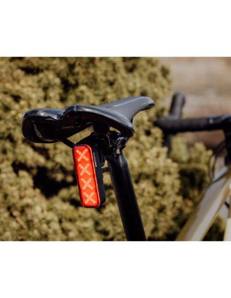 Luz Traseira FORCE ALARM 300LM 36 LED USB