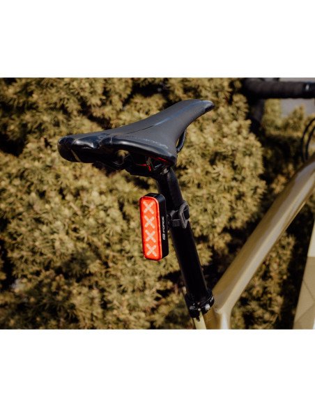 Luz Traseira FORCE ALARM 300LM 36 LED USB